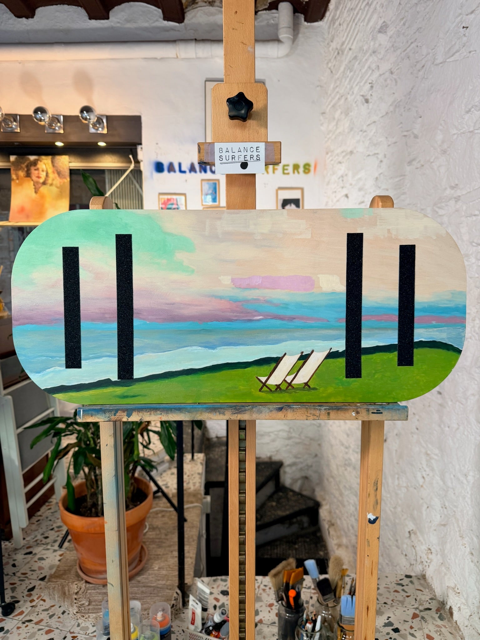 Balance Surfers x Mena Marcona - Sillas frente al mar